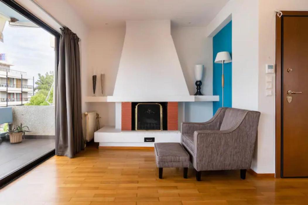 Βright Walled Designed Apt In Glyfada Center Athènes Extérieur photo